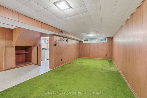 Photo 19 at 65 Magellan Drive, Jane Heights, Toronto