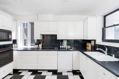 Photo 14 at 264 Oriole Parkway, Eglinton, Toronto