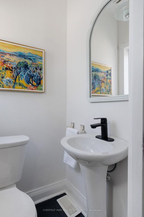 Photo 21 at 264 Oriole Parkway, Eglinton, Toronto