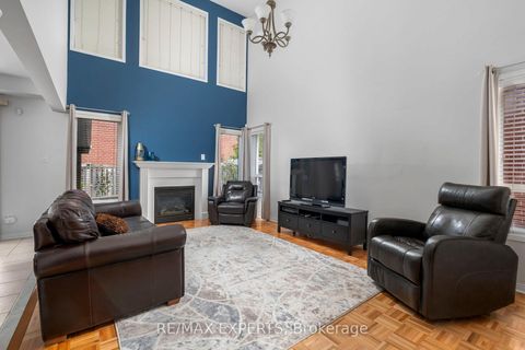 Photo 12 at 31 Monteith Crescent, Maple, Vaughan