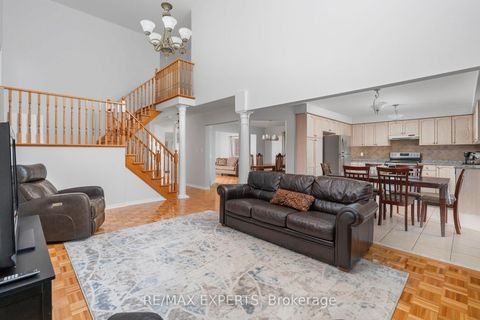Photo 19 at 31 Monteith Crescent, Maple, Vaughan
