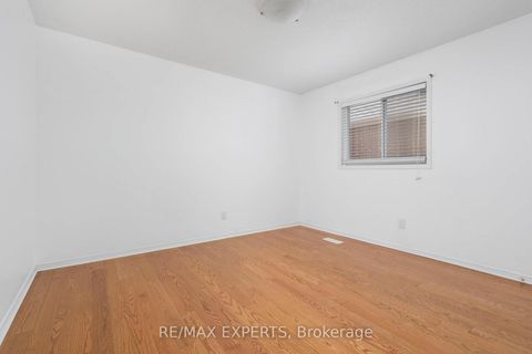 Photo 21 at 31 Monteith Crescent, Maple, Vaughan