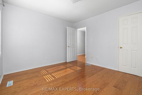 Photo 24 at 31 Monteith Crescent, Maple, Vaughan