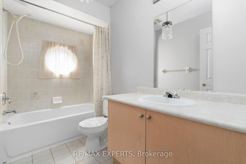 Photo 25 at 31 Monteith Crescent, Maple, Vaughan