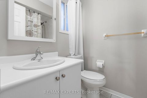 Photo 28 at 31 Monteith Crescent, Maple, Vaughan