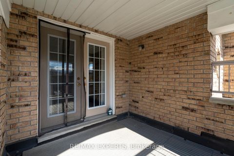 Photo 31 at 31 Monteith Crescent, Maple, Vaughan