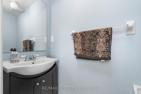 Photo 38 at 31 Monteith Crescent, Maple, Vaughan