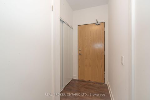 Photo 2 at 327 - 1350 Ellesmere Road, Bendale, Toronto