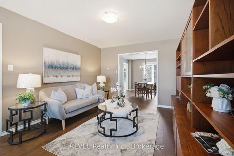 Photo 5 at 150 Fallingbrook Street, Pringle Creek, Whitby