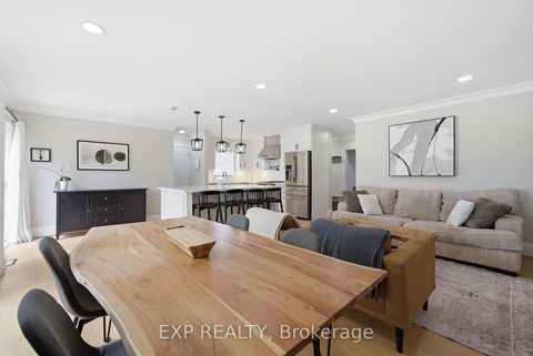 Photo 11 at 21 Canzone Drive, Bendale, Toronto