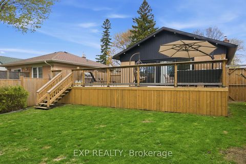 Photo 37 at 21 Canzone Drive, Bendale, Toronto
