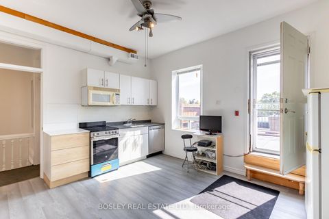 Photo 4 at 2963 Dundas Street W, Junction Area, Toronto