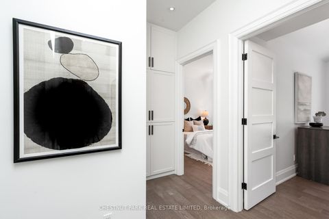 Photo 20 at 15 Edgewood Avenue, Woodbine Corridor, Toronto