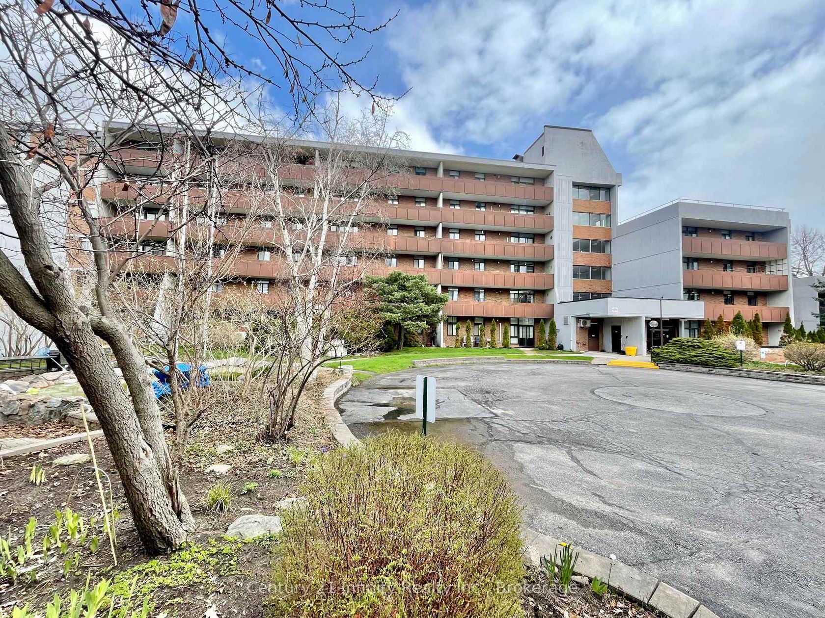 5-606 - 50 Old Kingston Road, West Hill, Toronto photo number 2
