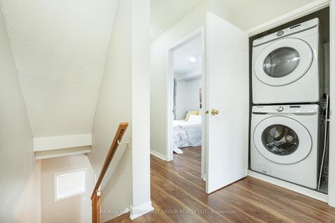 Photo 10 at 60 - 1865 Kingston Road, Village East, Pickering