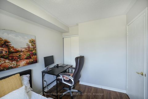 Photo 12 at 60 - 1865 Kingston Road, Village East, Pickering