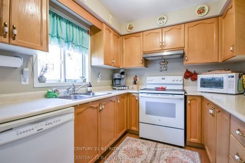 Photo 12 at 62 Loon Avenue, Painswick South, Barrie