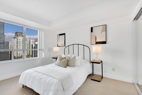 Photo 8 at 1011 - 16 Harrison Garden Boulevard, Willowdale East, Toronto