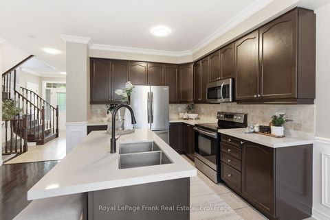 Photo 7 at 170 Harbourside Drive, Port Whitby, Whitby