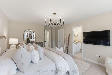 Photo 17 at 170 Harbourside Drive, Port Whitby, Whitby
