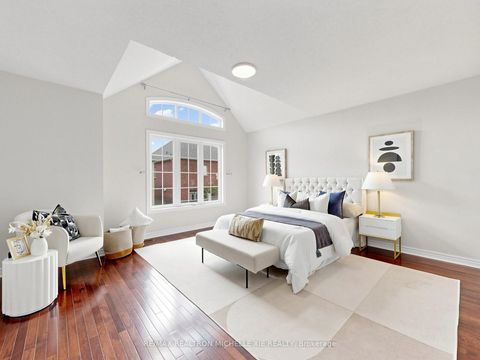 Photo 17 at 53 - 280 Paradelle Drive, Oak Ridges Lake Wilcox, Richmond Hill