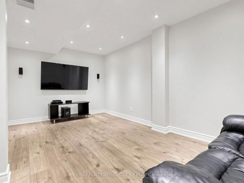 Photo 31 at 53 - 280 Paradelle Drive, Oak Ridges Lake Wilcox, Richmond Hill