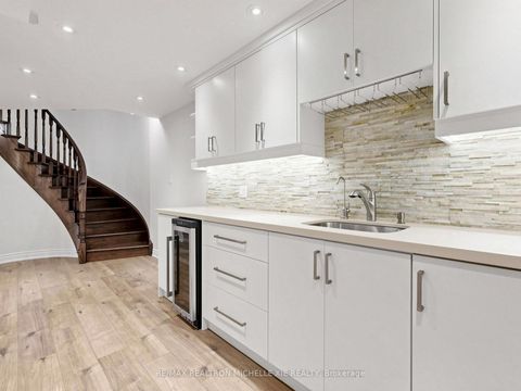Photo 34 at 53 - 280 Paradelle Drive, Oak Ridges Lake Wilcox, Richmond Hill