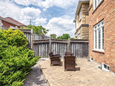 Photo 41 at 53 - 280 Paradelle Drive, Oak Ridges Lake Wilcox, Richmond Hill