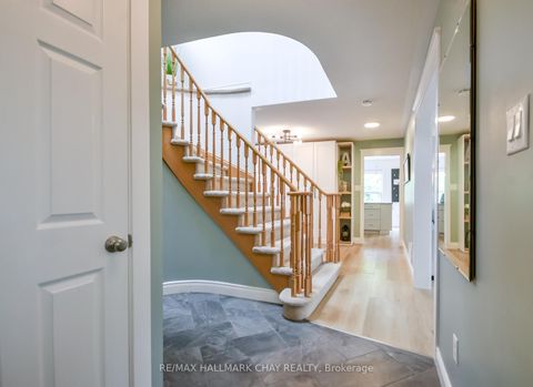 Photo 5 at 1 Hawkins Drive, Ardagh, Barrie