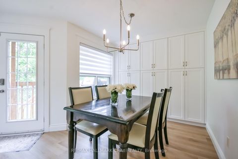 Photo 11 at 1 Hawkins Drive, Ardagh, Barrie