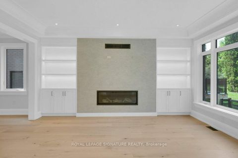 Photo 6 at 92 Howard Road, Leslie Valley, Newmarket