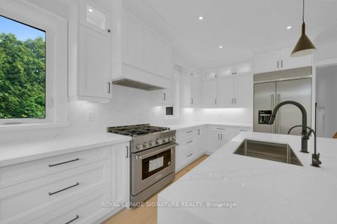 Photo 9 at 92 Howard Road, Leslie Valley, Newmarket
