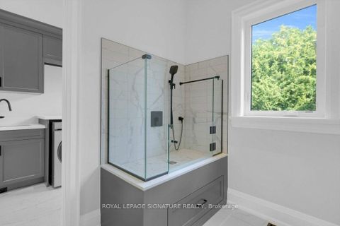 Photo 13 at 92 Howard Road, Leslie Valley, Newmarket