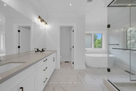 Photo 16 at 92 Howard Road, Leslie Valley, Newmarket