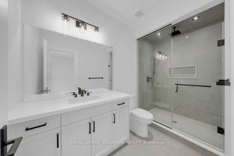 Photo 26 at 92 Howard Road, Leslie Valley, Newmarket