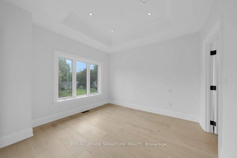Photo 30 at 92 Howard Road, Leslie Valley, Newmarket