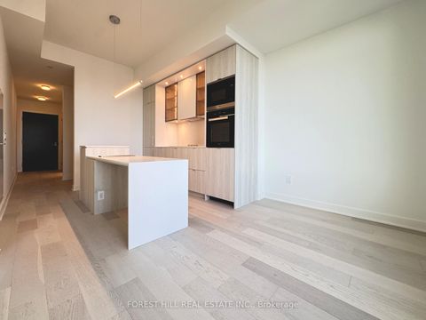 Photo 5 at 4508 - 11 Yorkville Avenue, Annex, Toronto