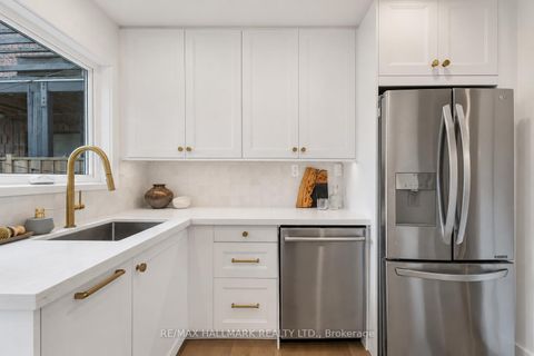 Photo 11 at 37 Winston Avenue, Cliffside, Toronto