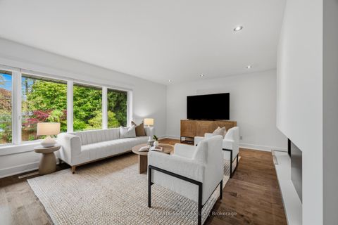 Photo 9 at 27 Princess Anne Crescent, Rosethorn, Toronto