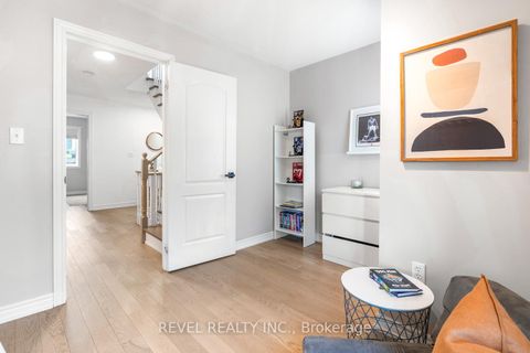 Photo 26 at 8 Grogan Mews, Junction, Toronto