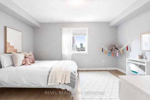 Photo 28 at 8 Grogan Mews, Junction, Toronto