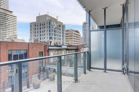 Photo 14 at 323 - 5 St Joseph Street, Bay Street Corridor, Toronto