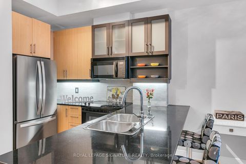 Photo 9 at G25 - 350 Wellington Street W, Waterfront Communities C1, Toronto