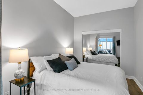 Photo 12 at G25 - 350 Wellington Street W, Waterfront Communities C1, Toronto