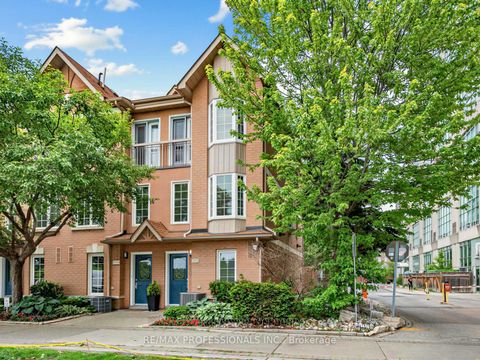 Photo 1 at 32 - 220 Manitoba Street, Mimico, Toronto