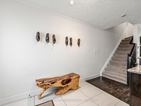 Photo 3 at 32 - 220 Manitoba Street, Mimico, Toronto