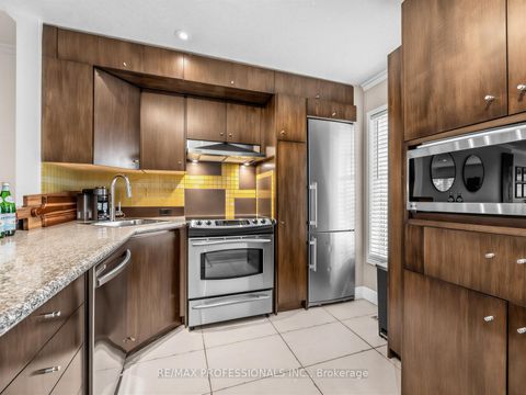 Photo 5 at 32 - 220 Manitoba Street, Mimico, Toronto