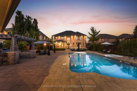 Photo 1 at 166 Weaver Court, Kleinburg, Vaughan