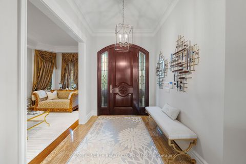 Photo 3 at 166 Weaver Court, Kleinburg, Vaughan