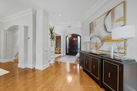 Photo 5 at 166 Weaver Court, Kleinburg, Vaughan